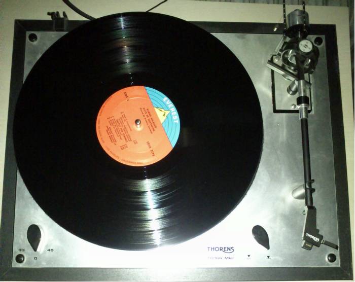 thorens 166 mk II 002.jpg