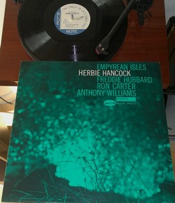 Herbie Hancock Imperial Isles (1964) LP genoptryk fra 85.jpg